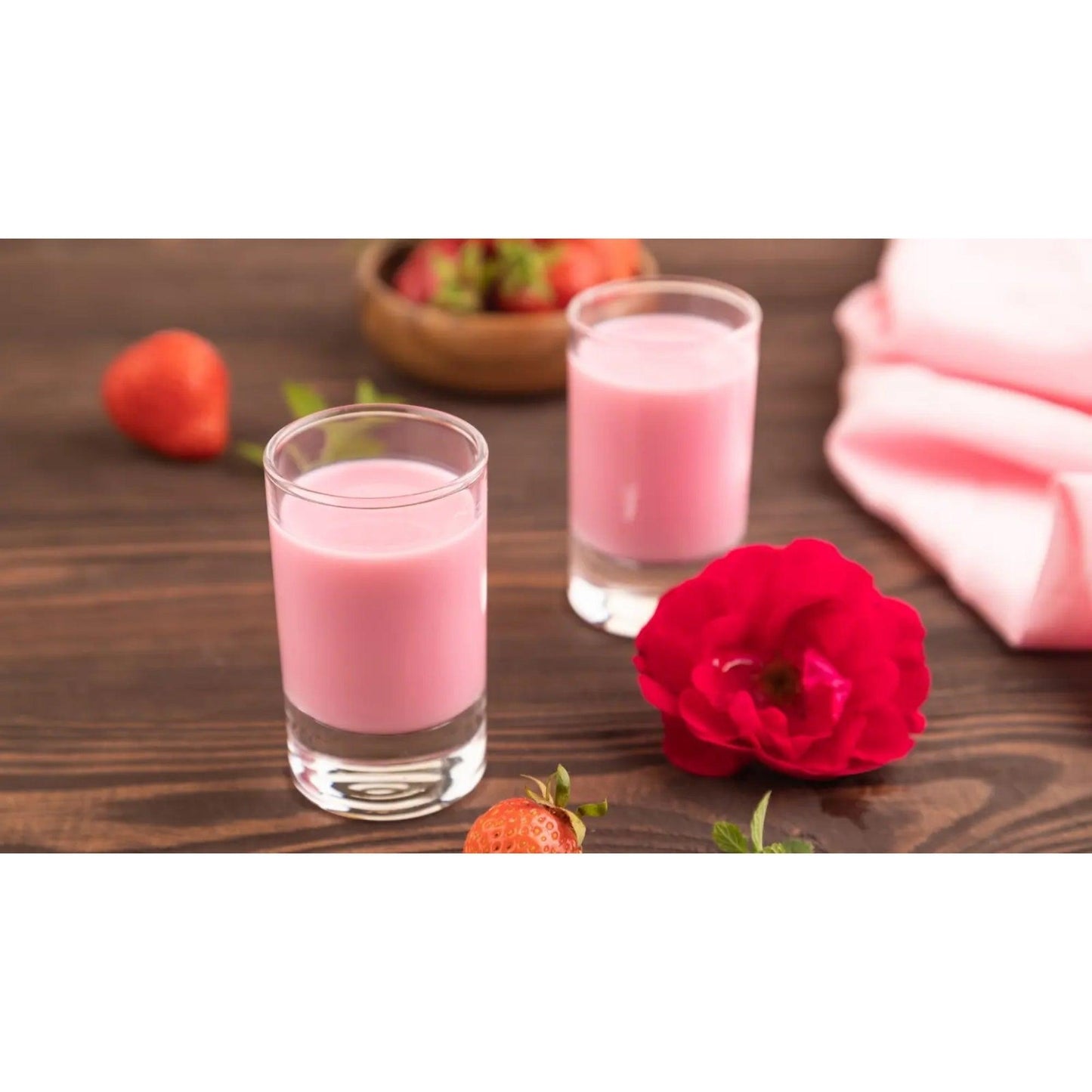 Ballena Strawberry Cream Liqueur With Tequila 750ml - Brazilian Shop