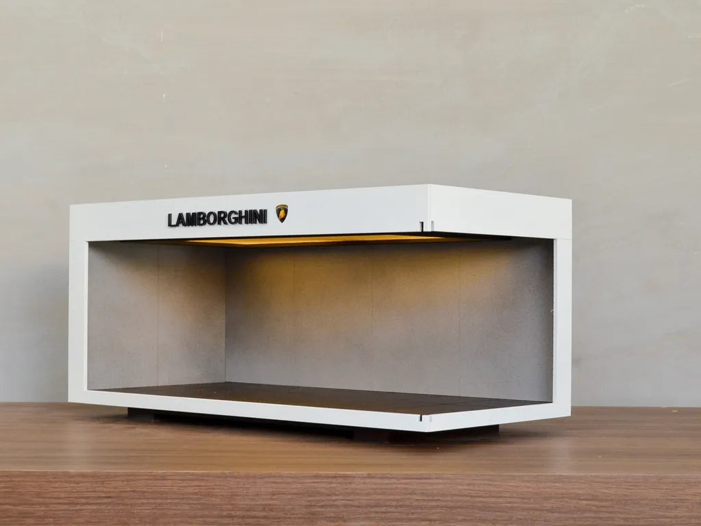 Premium Display Case for 1:18 / 1:24 Scale Models – Lamborghini Edition