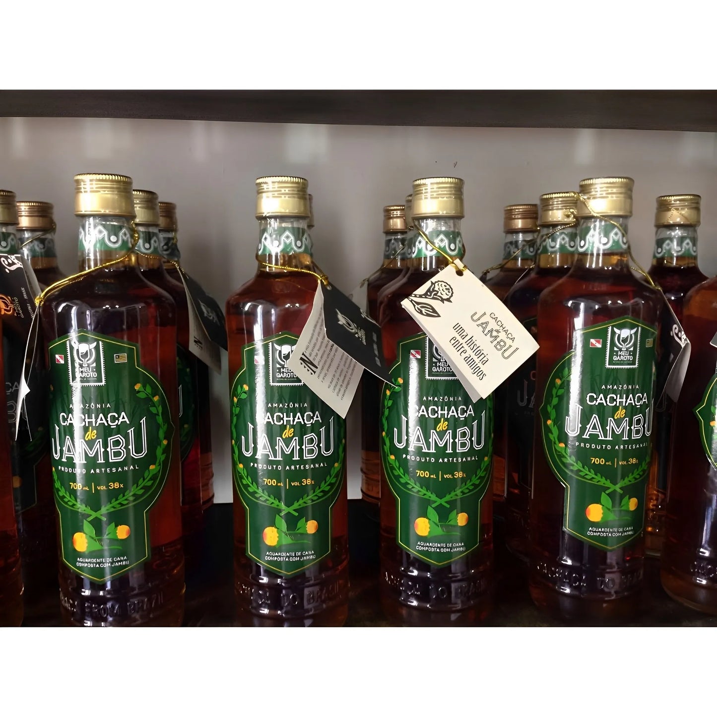 Meu Garoto 700ml 38%vol. (ABV 38%) - Cachaça Brasileira com Jambu da Amazônia