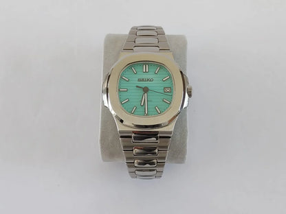 Seiko NH35 luxury watch with 40mm Tiffany green dial and silver stainless steel bracelet.