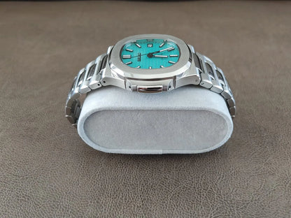 Seiko NH35 luxury watch with Tiffany green dial, stainless steel case and bracelet, luminous markers.